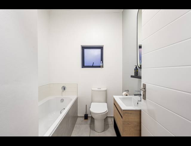 2 BEDROOM APARTMENT FOR SALE IN GROOT PHESANTEKRAAL ESTATE